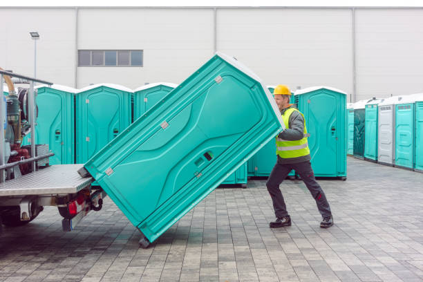 Best Porta potty delivery and setup  in Roscoe, IL